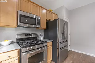 316 NW Camp Ireland St, Hillsboro, OR 97124 - Photo 9