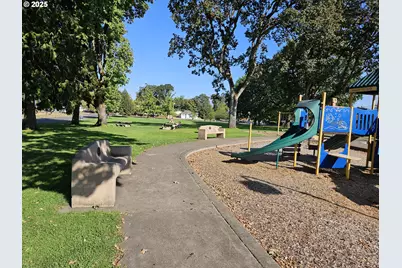 1040 6th Ave SE, Albany, OR 97321 - Photo 43