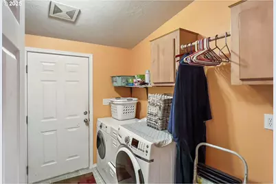 2780 NE 45th St, Lincoln City, OR 97367 - Photo 27