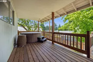 9285 SW Whitford Ln, Portland, OR 97223 - Photo 31