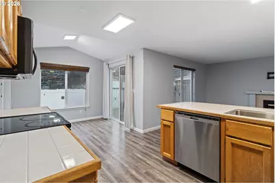 20277 SW Jay St, Beaverton, OR 97003 - Photo 13