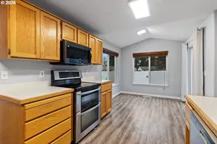 20277 SW Jay St, Beaverton, OR 97003 - Photo 15