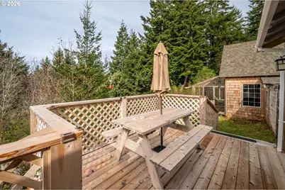 42365 Hensley Hill Rd, Port Orford, OR 97465 - Photo 11
