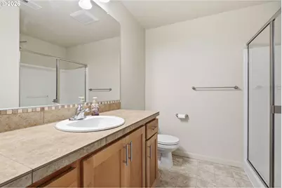10525 NE Cedar Falls Loop, Hillsboro, OR 97006 - Photo 11