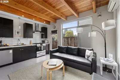 2319 SE Belmont St, Portland, OR 97214 - Photo 5
