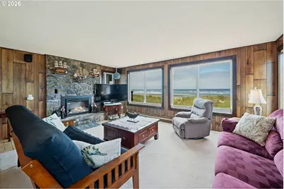 321 N Pacific St, Rockaway Beach, OR 97136 - Photo 5