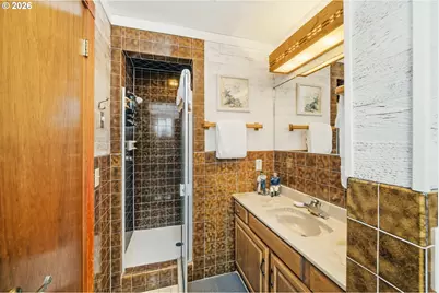 321 N Pacific St, Rockaway Beach, OR 97136 - Photo 17
