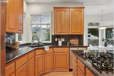 14258 NW Tradewind St, Portland, OR 97229 - Photo 11