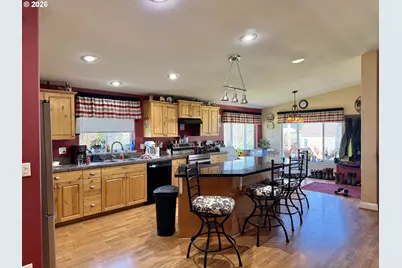 1782 Bz Glenwood Hwy, Glenwood, WA 98619 - Photo 11