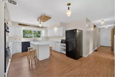 7603 NW 19th Ave, Vancouver, WA 98665 - Photo 5