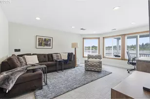 21014 NE Interlachen Ln, Fairview, OR 97024 - Photo 21