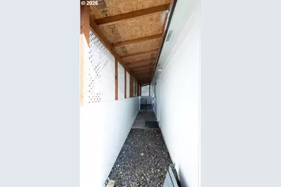 10500 W 5th St, Island City, OR 97850 - Photo 29
