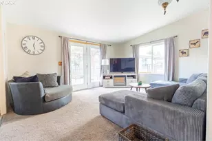 10500 W 5th St, Island City, OR 97850 - Photo 13