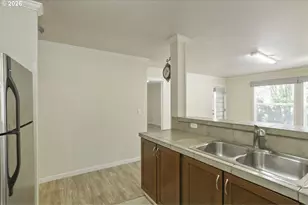 15062 NW Central Dr, Portland, OR 97229 - Photo 9