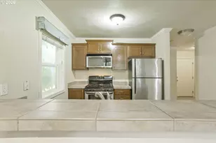 15062 NW Central Dr, Portland, OR 97229 - Photo 11