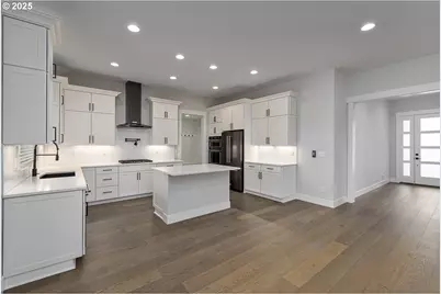 15213 SE Towers Ter, Milwaukie, OR 97267 - Photo 5