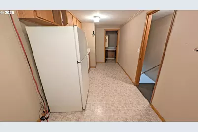 126 NE 2nd Ave, Hillsboro, OR 97124 - Photo 13