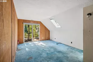 3300 W Evans Creek Rd, Rogue River, OR 97537 - Photo 11