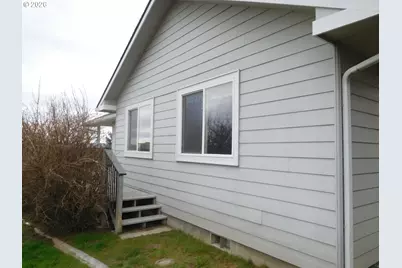 730 NW 23rd St, Pendleton, OR 97801 - Photo 5