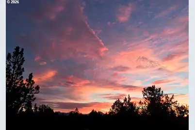 64810 McGrath Rd, Bend, OR 97701 - Photo 21