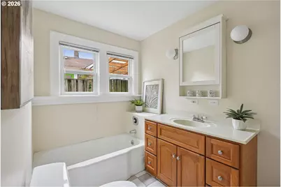 6001 N Delaware Ave, Portland, OR 97217 - Photo 25