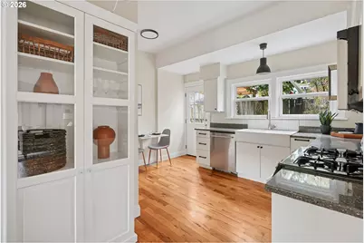 6001 N Delaware Ave, Portland, OR 97217 - Photo 9