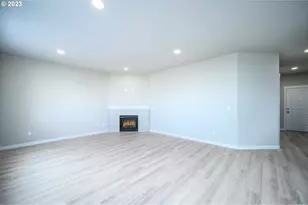 3121 S Nectarine Street St, Cornelius, OR 97113 - Photo 11