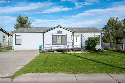 2957 W 10th St, The Dalles, OR 97058 - Photo 1
