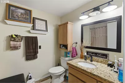 1945 Hazel St, Myrtle Point, OR 97458 - Photo 19
