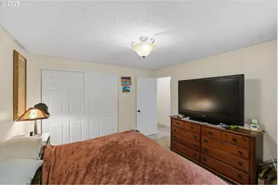 1945 Hazel St, Myrtle Point, OR 97458 - Photo 21