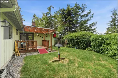 1945 Hazel St, Myrtle Point, OR 97458 - Photo 29