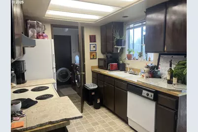 4554 Woodsboro St, Eugene, OR 97402 - Photo 5