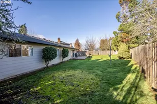 2294 SE 55th Ave, Hillsboro, OR 97123 - Photo 31