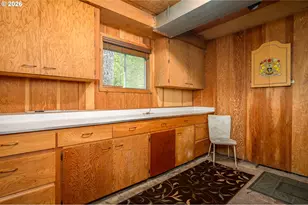 75721 E Road 28, Rhododendron, OR 97049 - Photo 19