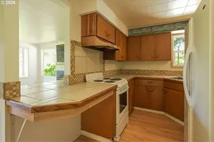 2835 SW Breakers Dr, Waldport, OR 97394 - Photo 11