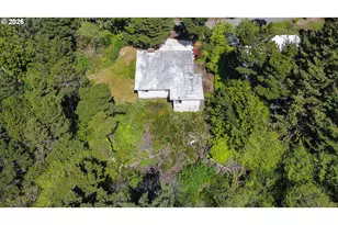 2835 SW Breakers Dr, Waldport, OR 97394 - Photo 25