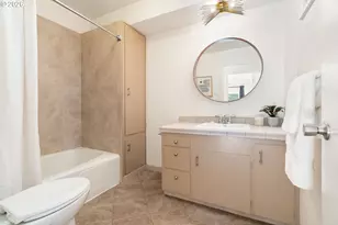 7238 SW 13th Ave, Portland, OR 97219 - Photo 33