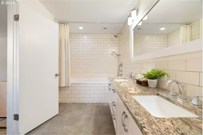 7238 SW 13th Ave, Portland, OR 97219 - Photo 27