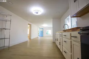 1860 30th St, Florence, OR 97439 - Photo 23