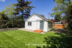1860 30th St, Florence, OR 97439 - Photo 31
