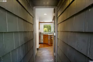 545 SE Peacock Ln, Portland, OR 97214 - Photo 23