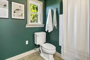 545 SE Peacock Ln, Portland, OR 97214 - Photo 31