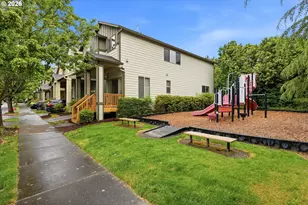 17413 SW Rose Petal Ln, Beaverton, OR 97003 - Photo 31