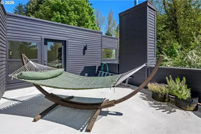 1373 SW Westwood Dr, Portland, OR 97239 - Photo 27