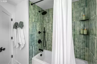 1373 SW Westwood Dr, Portland, OR 97239 - Photo 41