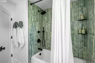 1373 SW Westwood Dr, Portland, OR 97239 - Photo 41