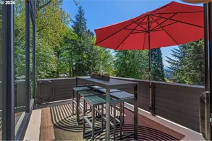 1373 SW Westwood Dr, Portland, OR 97239 - Photo 9