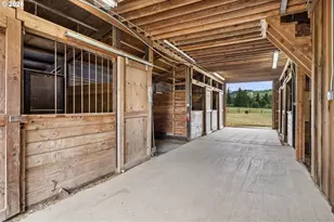 30100 SW Mountain Rd, West Linn, OR 97068 - Photo 37