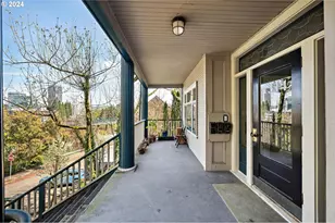 1314 SW Hall St, Portland, OR 97201 - Photo 23