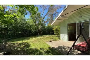 333 Park, Grants Pass, OR 97527 - Photo 31